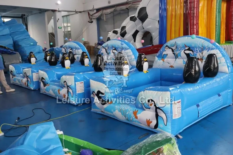 Inflatable Penguin Ball Pool With Air Jugglers